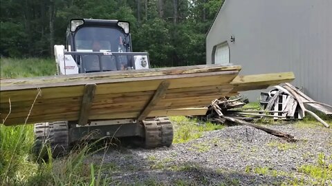Skid Steer to the Rescue! July 4th Barn clean up & Gravel work with Bobcat T650!