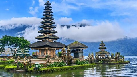 the island of Bali, customs and culture in Indonesia