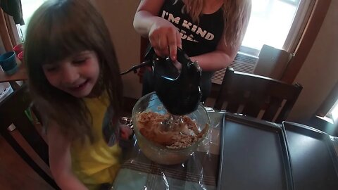 Krazy Kids Making Cookies, and a Suprise Experiment