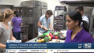 New UArizona pilot program sending future doctors to cooking class