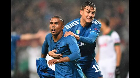 paulo dybala vs douglas costa This looks funny 🤣😅🤣