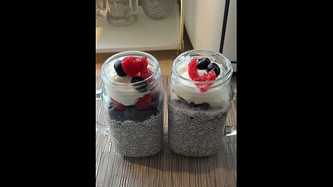 chiaseeds/healthyfood /healthylifestyle/breakfast/chiapudding/chia healthy