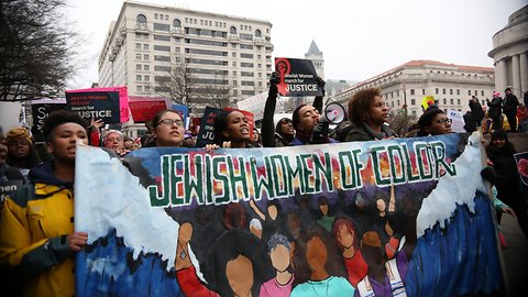 Despite Cloud Of Controversy, Washington Women's March Draws Hundreds