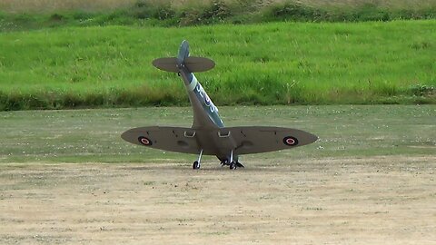 Giant Scale Spitfire WWII Warbird RC Plane Take-Off Fail - Warbirds Over Whatcom County