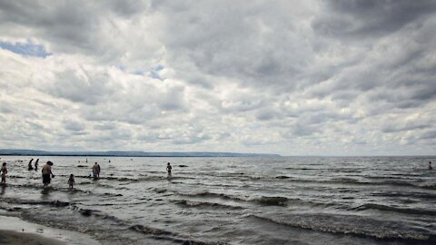 22-Year-Old Drowns At Wasaga Beach After Using A Floatie Hundreds Of Metres From Shore