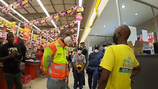 SOUTH AFRICA - Durban - Coronavirus: Day 3 - Umlazi police patrol lockdown activities (Video) (C5f)