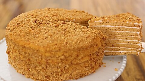 Medovik - Russian Honey Cake Recipe