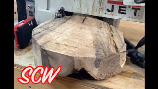 Wood turning: Spalted Oak Bowl