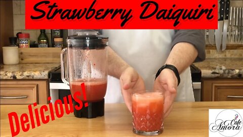 How to Make a Strawberry Daiquiri the Easy Way with Fresh Strawberries!
