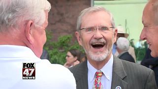 Lansing City Hall named for former Mayor David Hollister