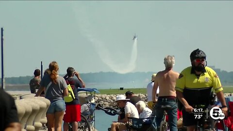 Crowds pack the North Coast to get an early taste of the Cleveland Air Show