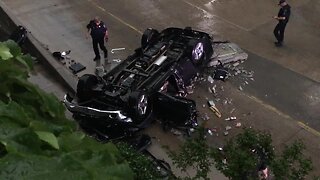 Driver survives after plunging vehicle off parking garage of Saint Francis Hospital