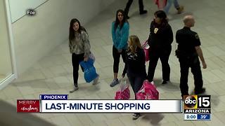 Last-minute shoppers cramming for Christmas