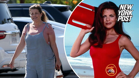 'Baywatch' star Yasmine Bleeth is unrecognizable 25 years after slipping into famous red swimsuit