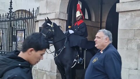 Strange behaviour massive police presence #horseguardsparade