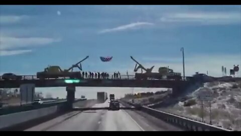 🇺🇸USA STANDS UP FOR FREEDOM 🇺🇸 (PEOPLE'S CONVOY 2022)