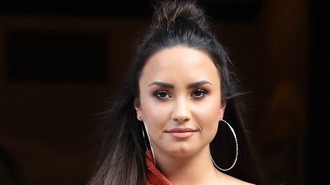 Demi Lovato Shows Major PDA With Controversial Henry Levy During Dinner Date