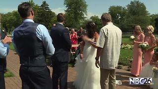 Wisconsin couple gets married during solar eclipse