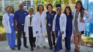 FAU medical students awarded scholarships