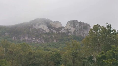 Seneca Rocks High resolution