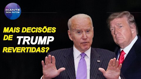 Governo Biden reverte mais políticas de fronteira da era Trump; crise na fronteira se agrava