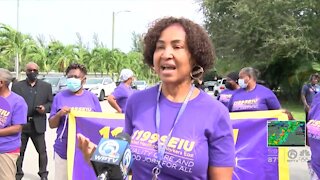 Nursing staff rallies for better pay, more staffing