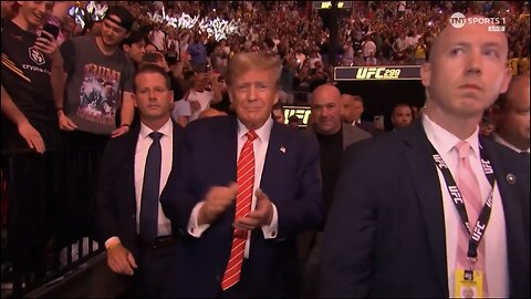 TRUMP❤️🇺🇸🥇MADE GRAND ENTRANCE IN UFC ARENA MIAMI FLORIDA💙🇺🇸🏅🥊🤼⭐️