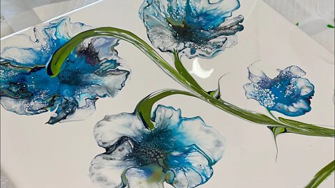 Beautiful Blue Blown out Fluid Art Flowers!