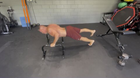 Push/Pull Superset Push-up Variation & Incline Curl