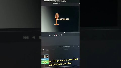 Familiarize-se com a interface do DaVinci Resolve.