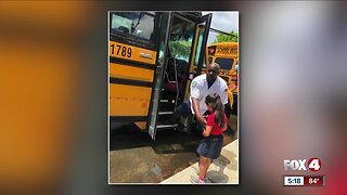 Bus driver caught doing act of kindness Lee County