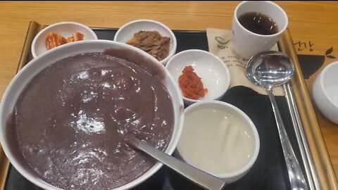 #cooking #food #cook How about a bowl of Red bean porridge after a day's work? Good for health too!
