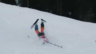 Baglæns salto på ski går helt galt!