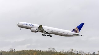 United Airlines Plans To Cut Thousands Of Pilots