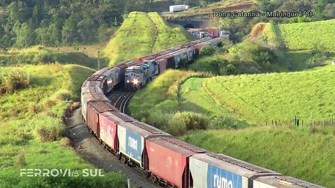 Cruzamento simultâneo de 2 trens no Dona Catarina, Mairinque/SP