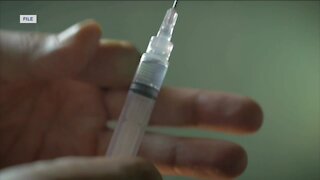 Door to door vaccinations begin in Milwaukee