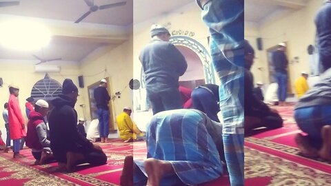 Muslims Pray For Allah In Masjid