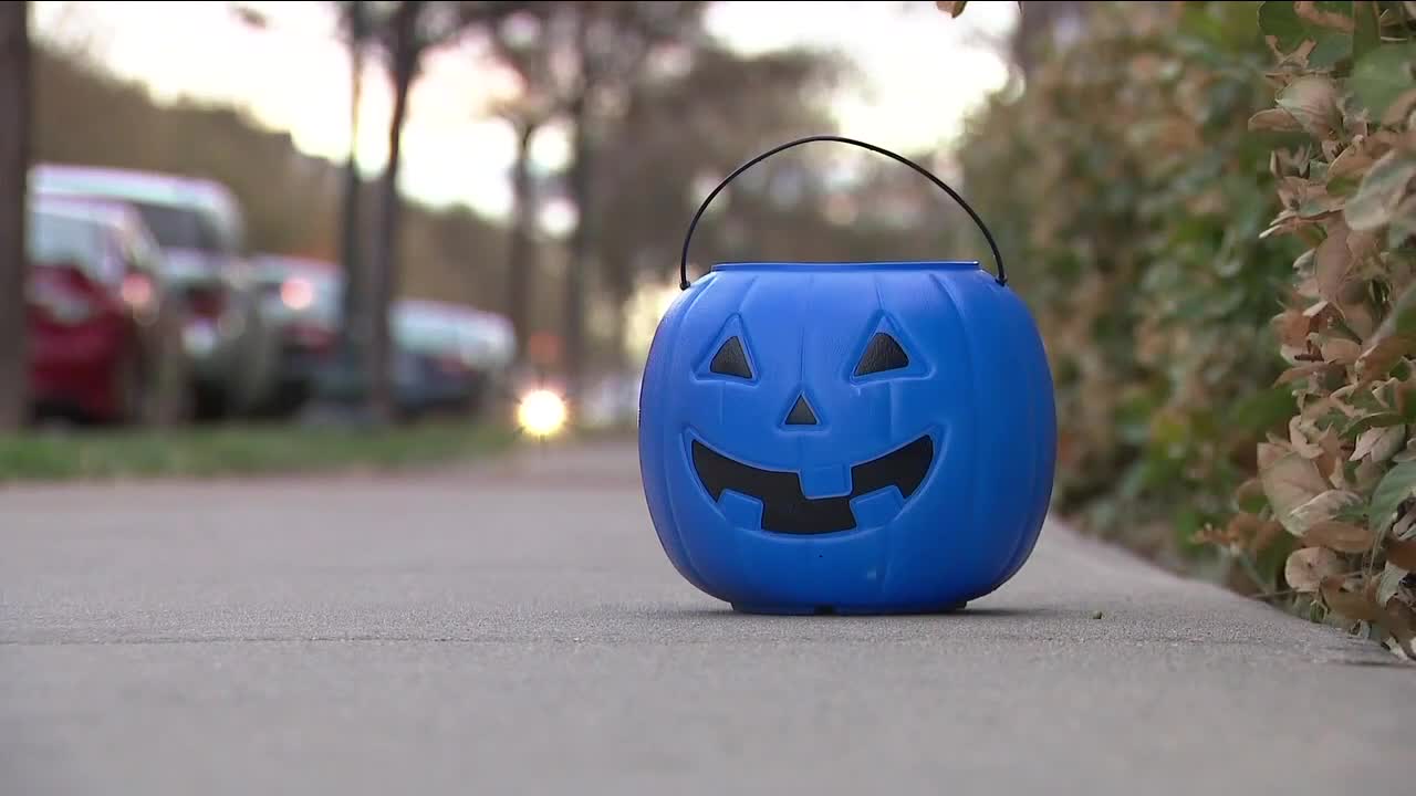 Viral blue pumpkin post draws mixed reactions from autism community