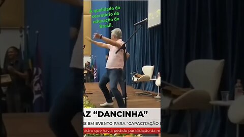 O desgoverno Lula e sua educação militante e vergonhosa.