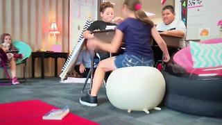 'Flexible seating' helps kids focus in school | Digital Short