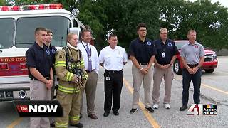 Shawnee Mission students get donated fire truck