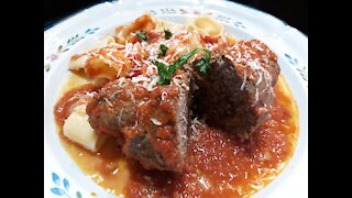 Making Beautiful Italian Braciole in Delicious Tomato Sauce