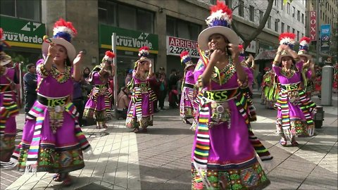 Bolivian and Peruvian dance music in Santiago, Chile