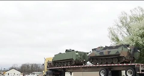 The Indiana (US) National Guard prepares an M113 armored personnel carrier.