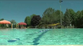 Milwaukee Co. residents prepare for the heat with limited pool options this year