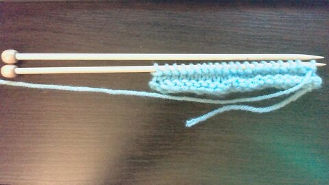 How to cast on knit and purl.