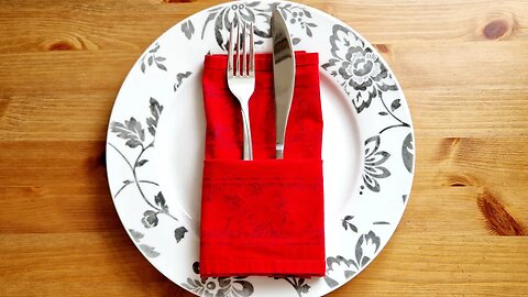 Napkin folding - how to make a simple pouch