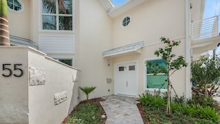 55 SE Seminole Street #2