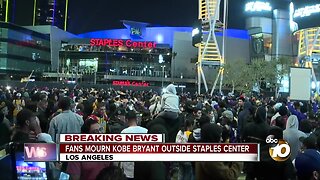 Fans mourn Kobe Bryant outside Staples Center