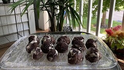 Oreo Cookies and Cream Puffs